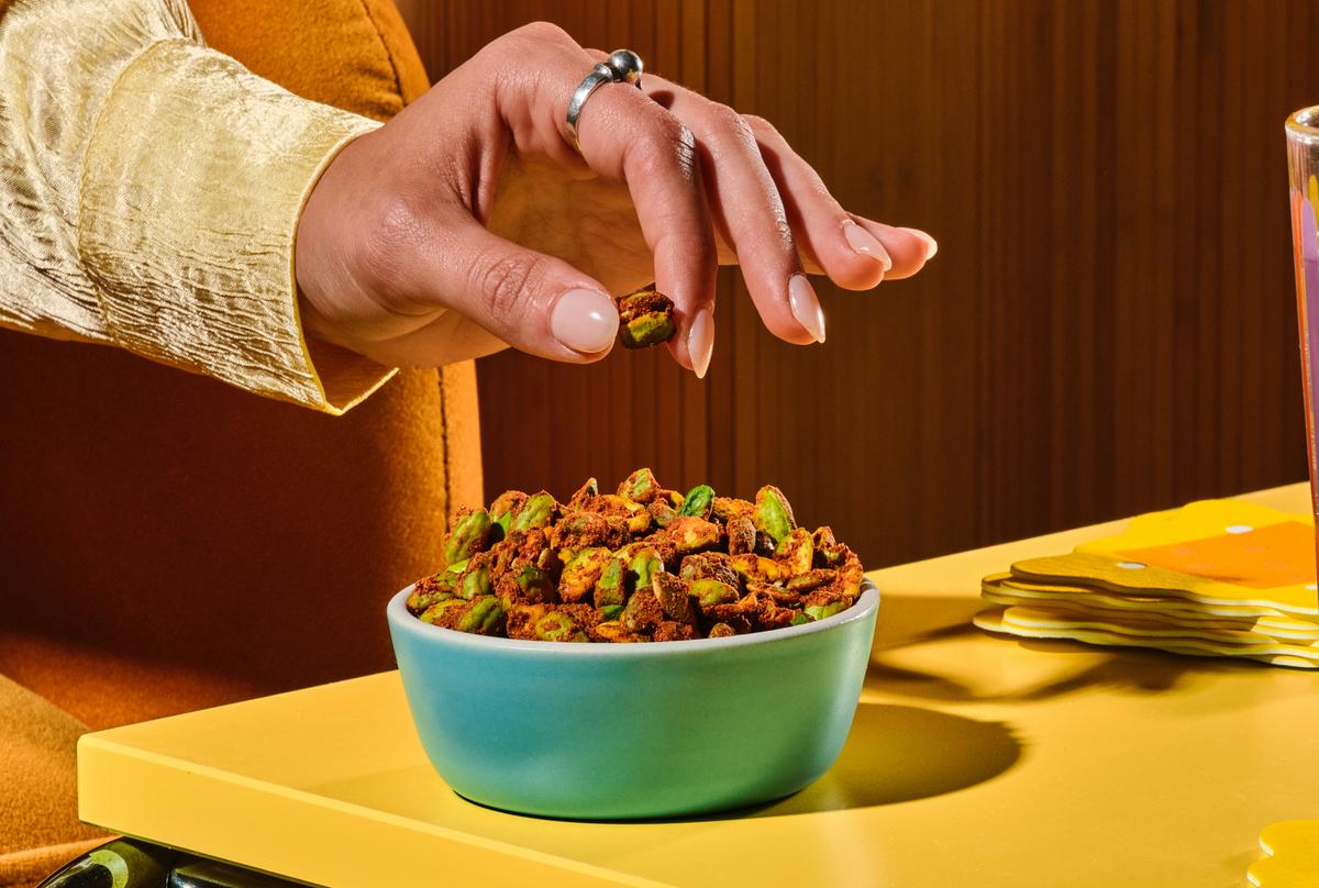 Sweet & Spicy Chipotle Pistachios
